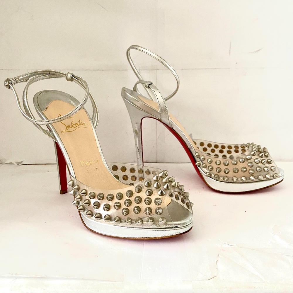 ❌SOLD❌JEANNETTE 120 Silver PVC Spiked Heel